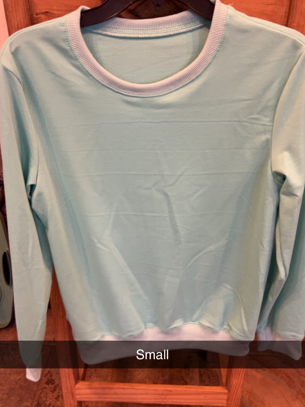Women's Light Mint Crewneck Long-Sleeve Top